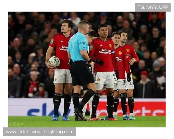 曼联内部震荡：冬窗策略引发高层分歧